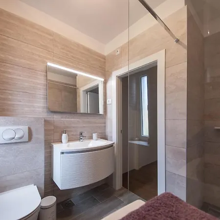 Apartament Ade Arena View