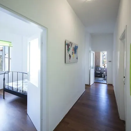 Ade Arena View Apartment Pula
